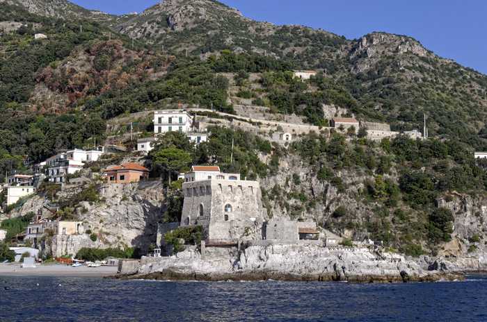 © Ra Boe  Wikipedia