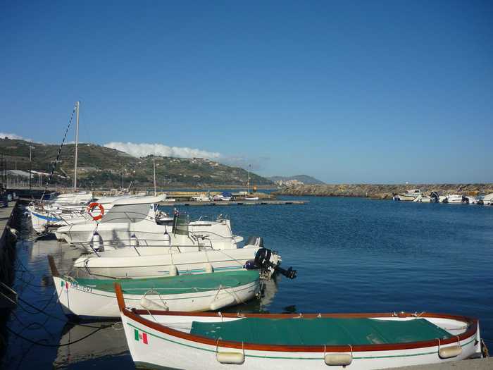 Agenzia Tecnocasa St